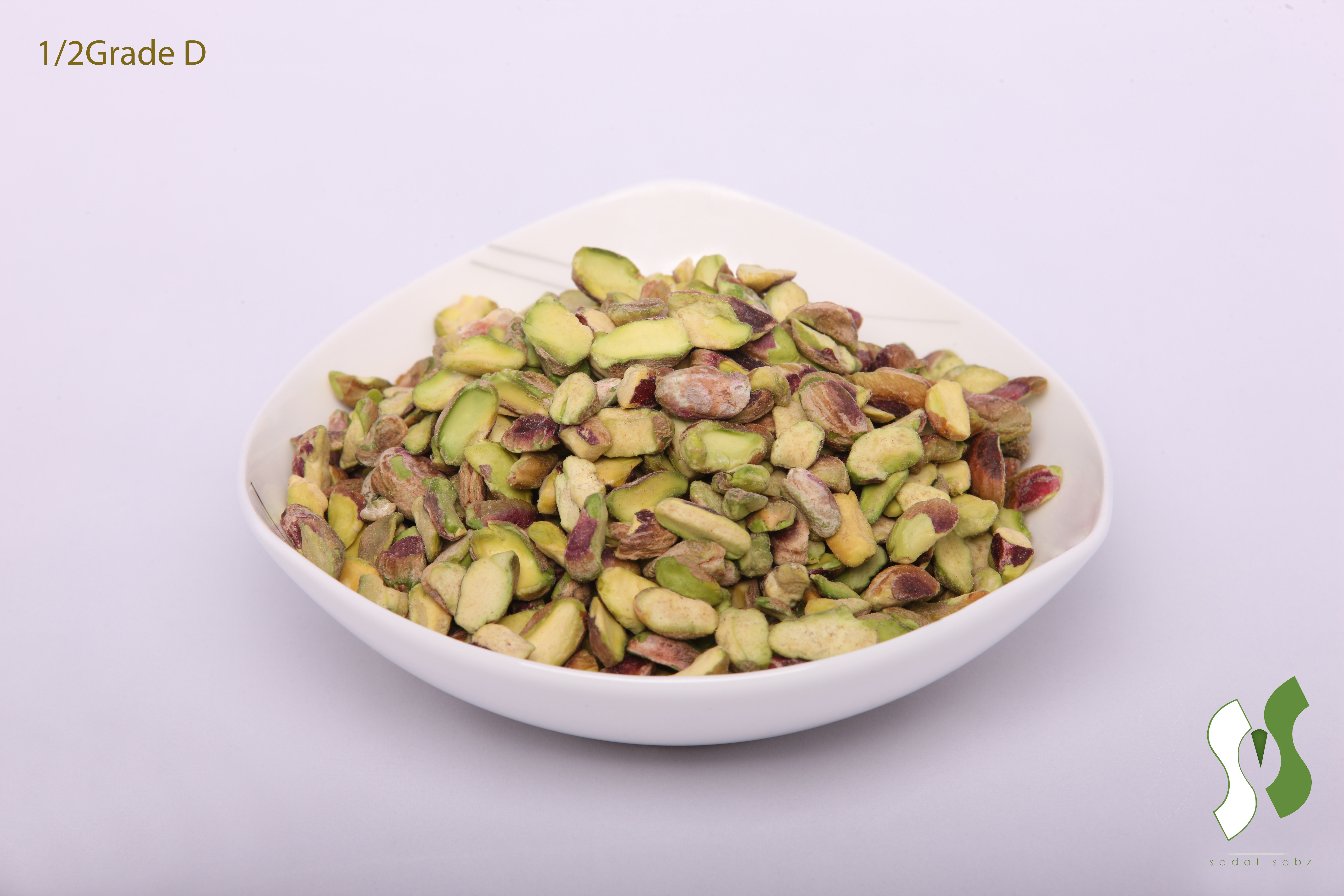 split-of-pistachio-kernel-with-skin